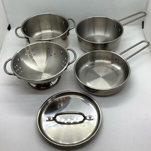 Melissa and Doug Children’s Pretend Steel Colour 5 pce Cookware Pots Pans Set